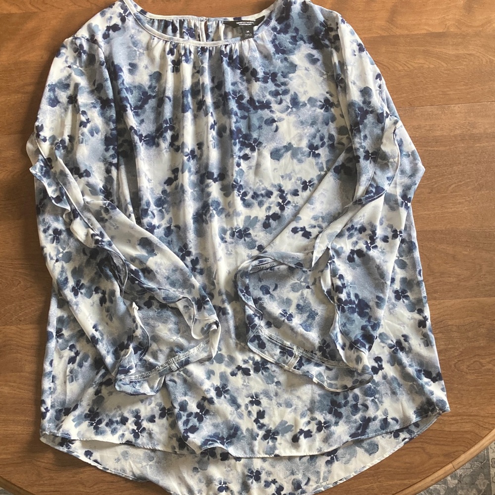 Simply Vera Vera Wang Blue and White Floral Long-Sleeve Blouse